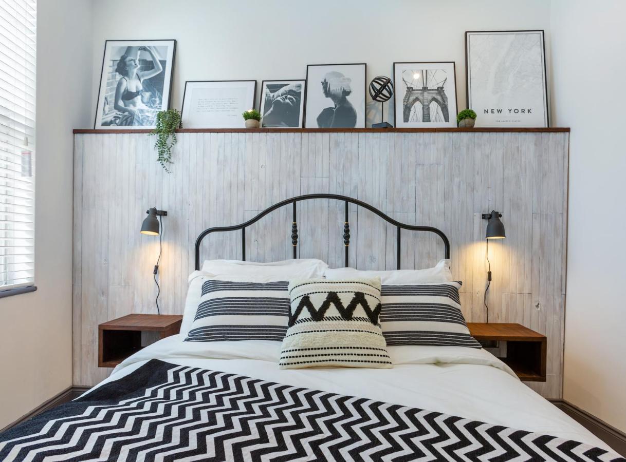 Macs Townhouse Dungarvan ดันการ์วัน ภายนอก รูปภาพ